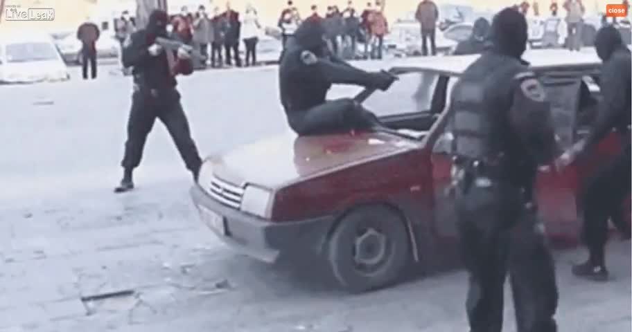 Руски полицаи нинджи