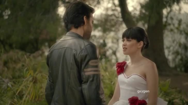 Ана Мария в страната на романите (2015)