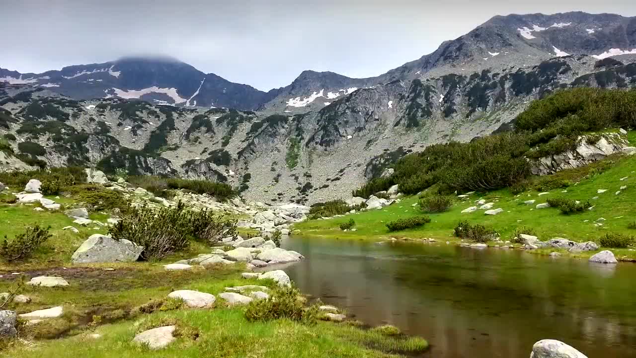 колко планини има в българия