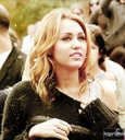 miley_deni