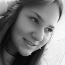 Нели Попова