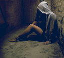 fliubeno_dete_s_razbito_surce