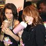 sHaKe  iT  Up