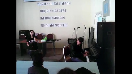 Radka maika si dumashe v chas