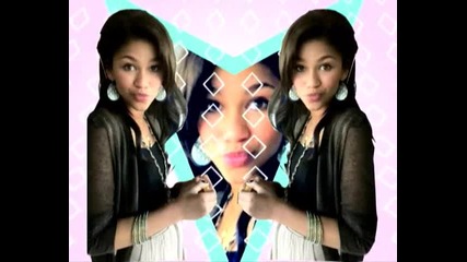 Zendaya and Bela Thorne Free