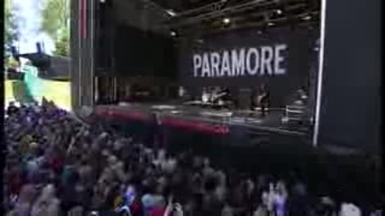 Paramore - Emergency(live)2