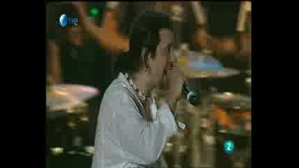 Con la mano levanta - Macaco (rock In Rio 2010, Madrid, 4 - 6) 