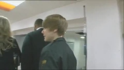 Justin Bieber backstage at Gmtv 