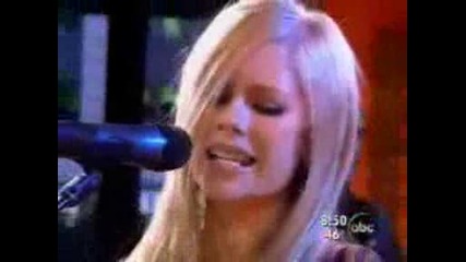 Avril Lavigne - Nobodys Home - acoustic live