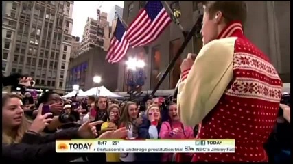 Изумителенн ! Джъстин Бийбър на Today Show 23 ноември. Част 2