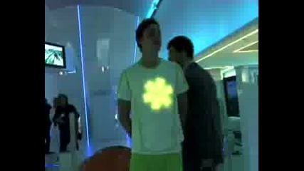 Light Emitting Shirt By Philips