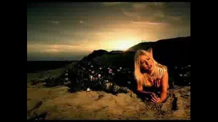 Christina Aguilera - Genie in a bottle + превод