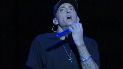 Live (+ Превод) Eminem - Beautiful ( Високо Качество ) 