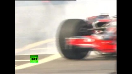 F1 s Button Petrov burn around Kremlin 