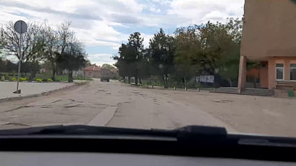 Селски път в окаяно състояние