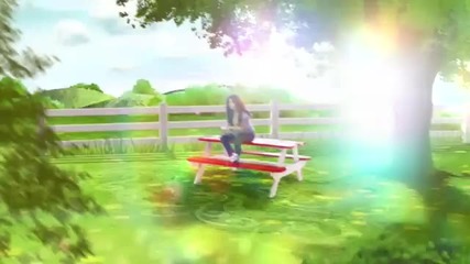 Selena gomez borden milk commerc