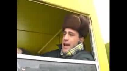 Смях d - Защо ръсите товар по пътя