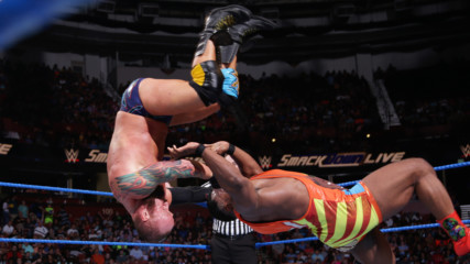 The New Day vs. SAnitY - Six-Man Tag Team Match: SmackDown LIVE, Aug. 14, 2018
