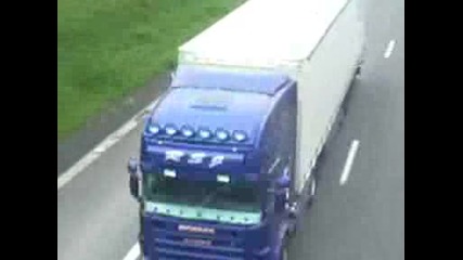 2 scania `s Rsj V8