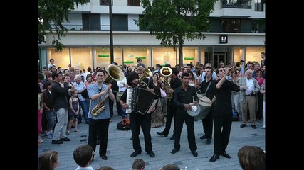 Slonovski bal - Darijera igra