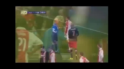 Аякс прави фурор, Псв с 4:1 