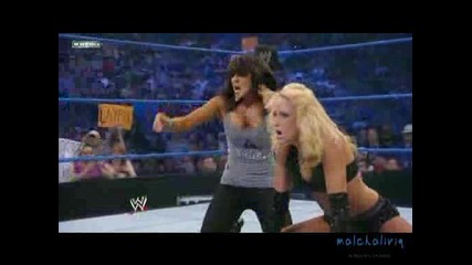 Kelly Kelly vs Michelle Mccool - Smackdown 02.07.2010