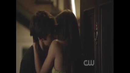 Jeremy and Vickis Kiss (slow Mo) - Tvd [the Vampire Diaries]