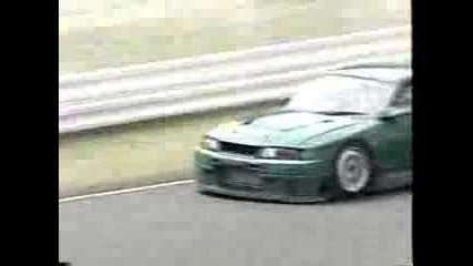 Nissan Skyline R33 GT-R + NiSMO 400R