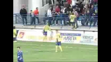 Гол и после... Шамар