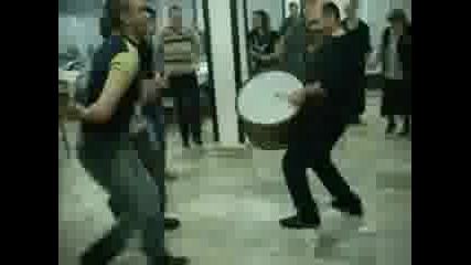 Кукери Ярджиловци Сурвакарската Група Празнува В Прилеп Македония.mp4 