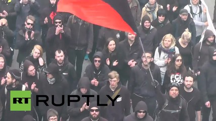 Germany: Thousands hold May Day rally for refugee rights in Hamburg