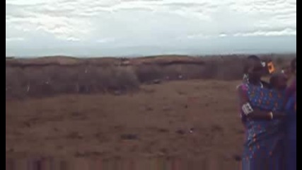 Масайски танц и българиavi