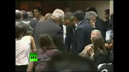Жена шамари колега депутат *много Смях*
