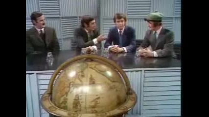 Monty Python - Man who speaks only the ends of words 