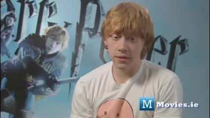 Rupert Grint talks about Kissing Emma Watson (hermione)