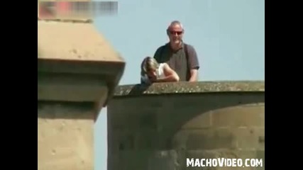 Какво ли Правят Тези Двамата ?? 