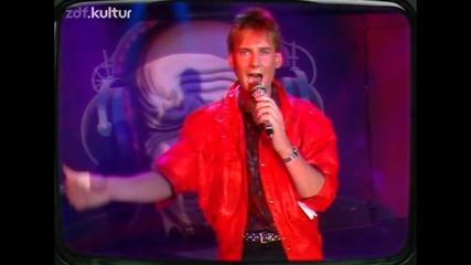 Mike Oldfield - Pictures In The Dark Live 1986