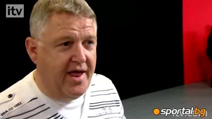 Сеск Фабрегас срещу Робин Ван Перси в шоу
