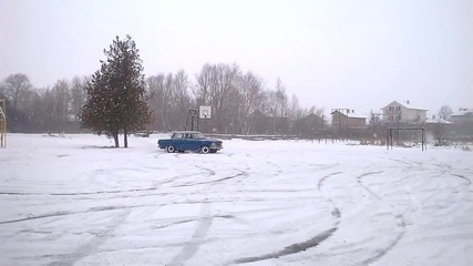 Москвич 408и - на сняг