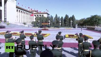 China: Premier Li Keqiang welcomes Merkel to Beijing with military honours