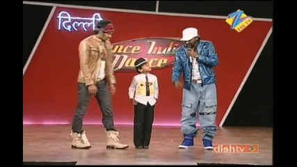 почит на младите към Michael Jackson 2010 - Дете тънцува страхотно 