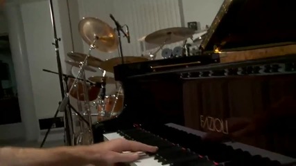 Най - необикновеното изпълнение на Love Story by Jon Schmidt