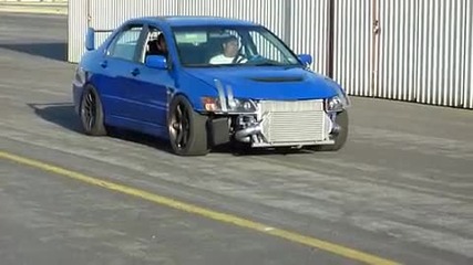 Добър Звук на Mitsubishi Evo