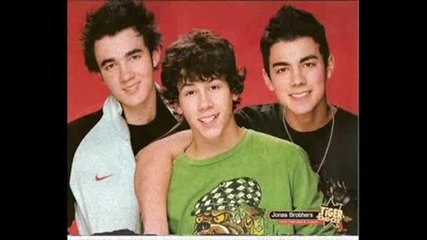 The Jonas Brothers - Don't Tell Anyone