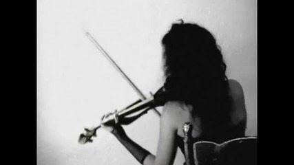 Сaitlin, zambian electric violinist