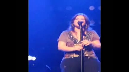 Kelly Clarkson Behind These Hazel Eyes Live Short Acoustic Version Hammerstein Ballroom, New York 