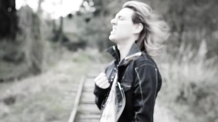 Almah - Late Night in 85' H D 2011