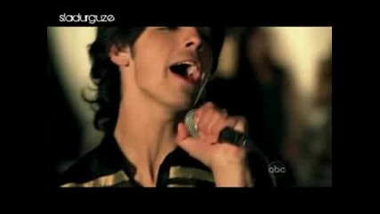 Jonas Brothers - Burnin Up