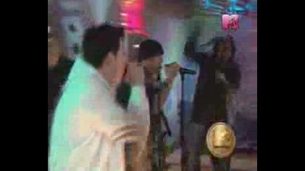 - Good Charlotte Gueststar Liljon - Just Wanna Live Live