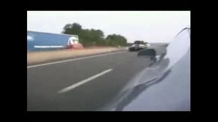 Audi R8 Срещу Bugatti Veyron